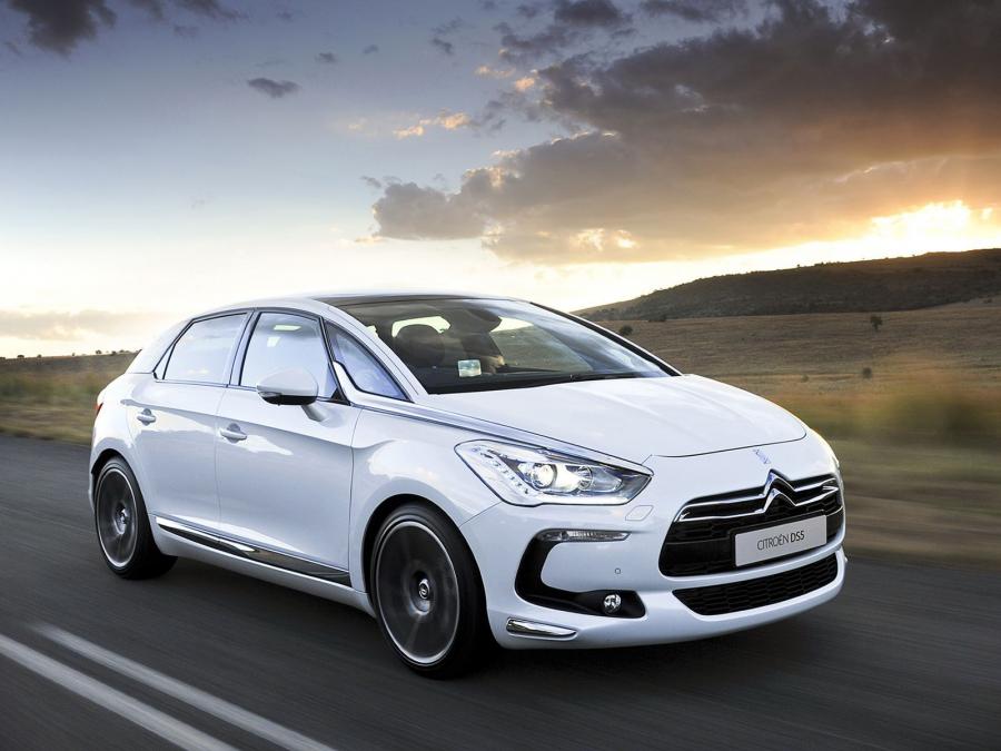  Citroen DS5 2012 года  (ZA) (фото 13 из 26)